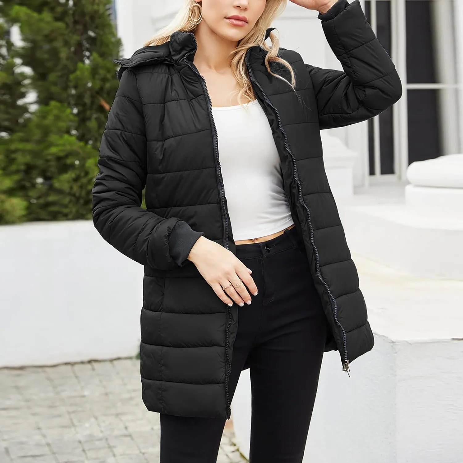 2023 Womens Packable Puffer Coat Trendy Windproof Lightweight Down Jacket Winter Warm Long Puffer Coat with Detachable Hood