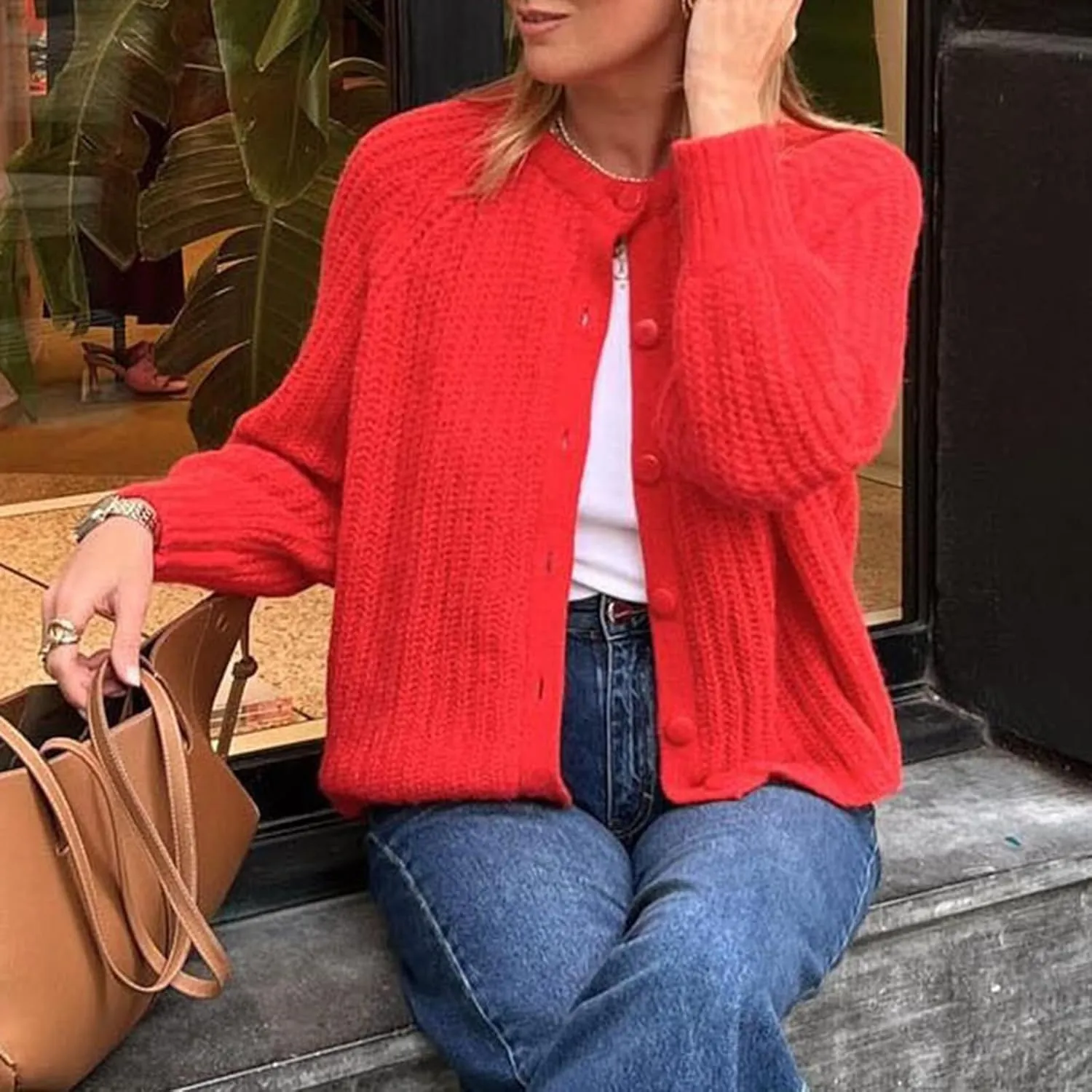 HOTIAN Women's Chunky Knit Cardigan Sweater 2025 Long Sleeve Button Down Cropped Cardigan Outwear Spring Autumn