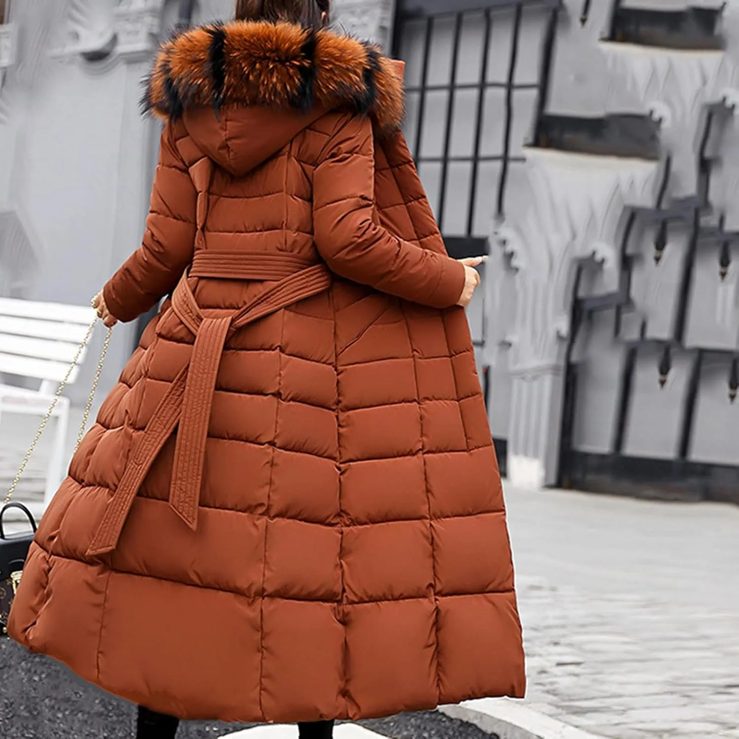 Womens Winter Coats Warm Thicken Puffer Jacket Loose Fit Hooded Long Sleeve Quilted Coat with Belt 2024 Trendy Outwear